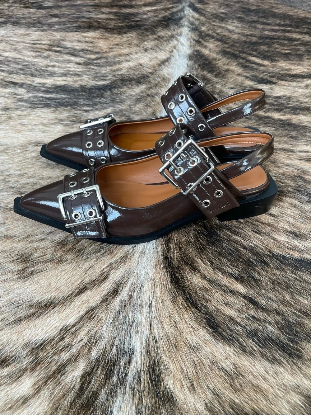 Ganni Brown Patent Buckle Flats 39 / 8-8.5